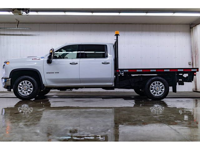 2022 Chevrolet SILVERADO 3500HD 4x4 Crew Cab LTZ Deck Leather BC in Cars & Trucks in Calgary - Image 3