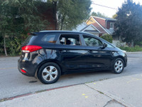 2015 Kia Rondo Versatile, Efficient Spacious! This compact crossover offers a comfortable ride, grea... (image 4)