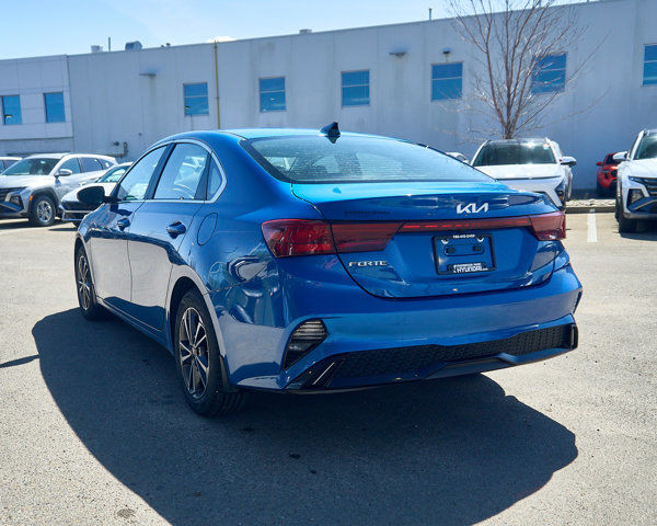 2022 Kia Forte EX | Heated Seats and Steering Wheel in Cars & Trucks in Edmonton - Image 3