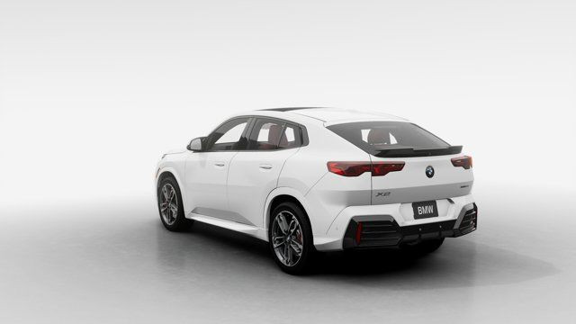 2025 BMW X2 xDrive28i in Cars & Trucks in Laval / North Shore - Image 2