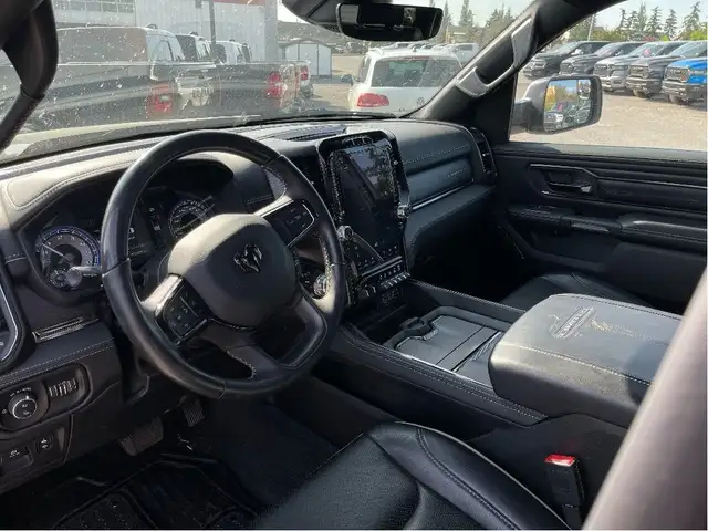 2022 Ram 1500 Limited **LOW KMS**ONE OWNER** 5.7L HEMI 3.92S 4X4 in Cars & Trucks in Calgary - Image 4