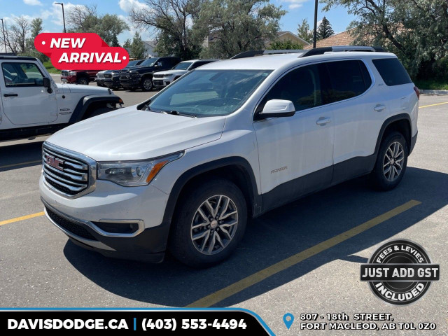 2017 GMC Acadia in Cars & Trucks in Lethbridge