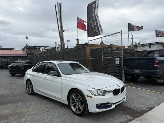 2014 BMW 320 320I SPORT PKG xDrive 4dr All-wheel Drive in Cars & Trucks in Ottawa - Image 5