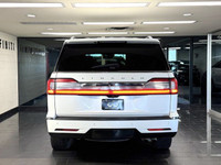 The 2018 Lincoln Navigator Reserve is powered by a 3.5L twin turbo premium unleaded V6 engine and fe... (image 3)