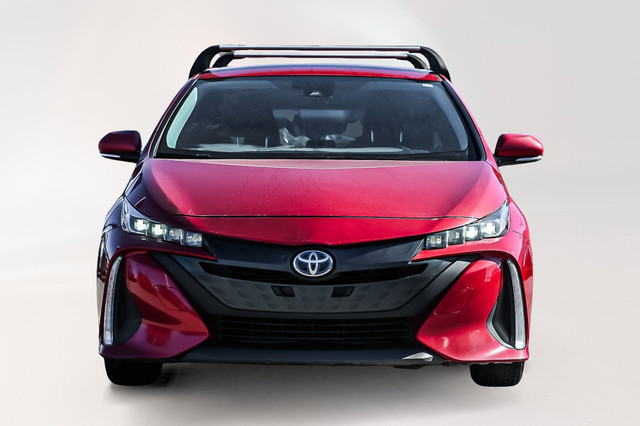 2020 Toyota PRIUS PRIME Toyota Prius Prime Prime Plug-in Hybrid  in Cars & Trucks in City of Montréal - Image 2