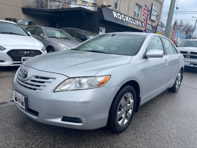 2009 Toyota Camry LE in Cars & Trucks in City of Toronto