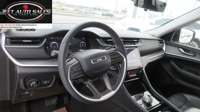 2023 Jeep Grand Cherokee L Limited 4X4 SUV WITH MINOR HAIL DAMAG in Cars & Trucks in Edmonton - Image 15