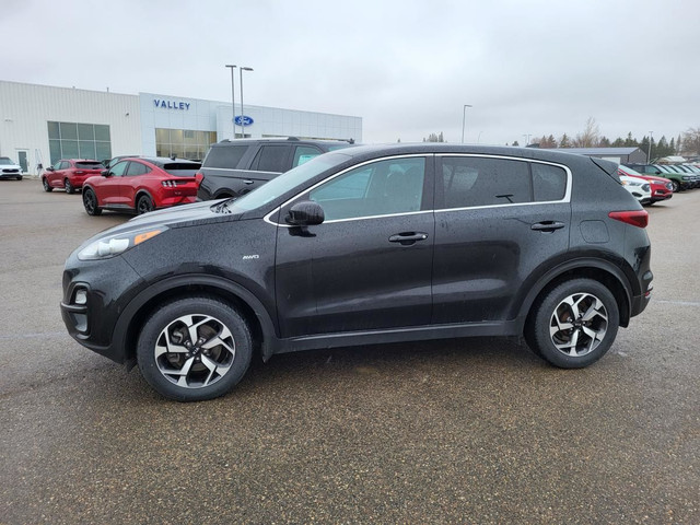 2021 KIA SPORTAGE LX AWD, 5 PASSENGER, 2.4L SPORTMATIC 6 SPEED A in Cars & Trucks in Saskatoon - Image 4