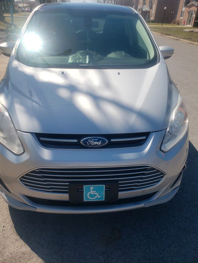 2013 Ford C-Max SEL in Cars & Trucks in Saint-Jean-sur-Richelieu - Image 2
