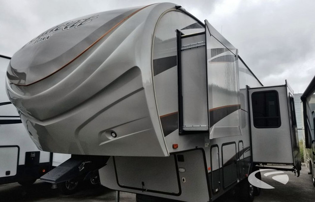 2017 Forest River WILDCAT MAXX F242RLX #71381A in Travel Trailers & Campers in Abbotsford - Image 4