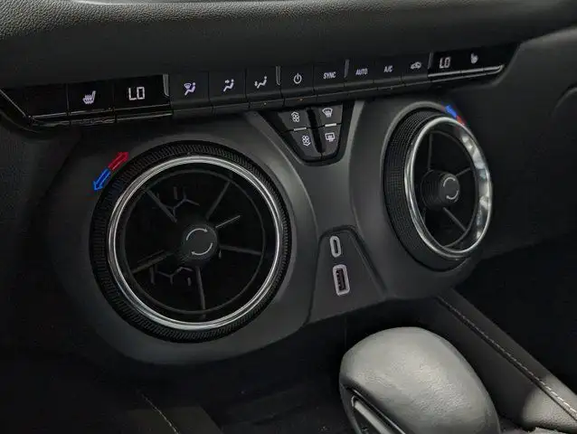 2025 Chevrolet Blazer LT- True North Plus Pkg - Driver Conf Pkg in Cars & Trucks in Barrie - Image 19