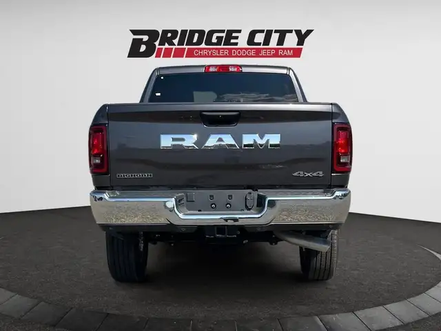 2025 RAM 2500 Big Horn - Diesel Engine dans Autos et camions dans Lethbridge - Image 5