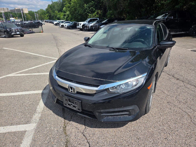 2017 Honda Civic LX ECO ASSIST SYSTEM | LANE DEPARTURE WARNIN... in Cars & Trucks in London - Image 2