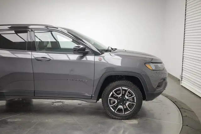 2024 Jeep Compass Trailhawk in Cars & Trucks in Calgary - Image 3