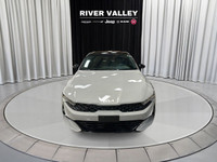 PANORAMIC ROOF, NAVIGATION SYSTEM, HEATED FRONT SEATS, HANDS-FREE LIFTGATE, LED HEADLIGHTS, BLIND SP... (image 1)