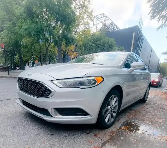 2018 Ford Fusion SE Luxury