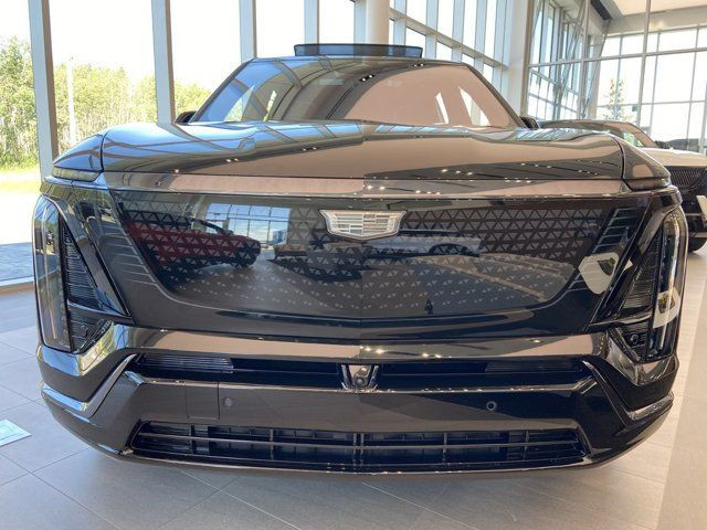 2026 Cadillac VISTIQ Sport in Cars & Trucks in Calgary - Image 2