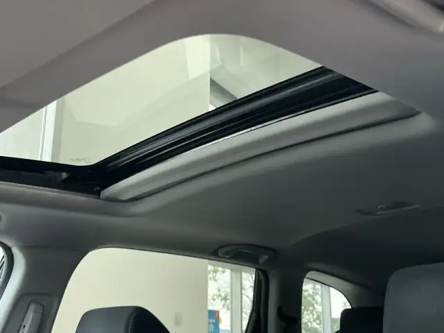 2019 Honda CR-V EX AWD (Heated Seats/Backup Cam,Carplay) Local O dans Autos et camions dans Calgary - Image 30