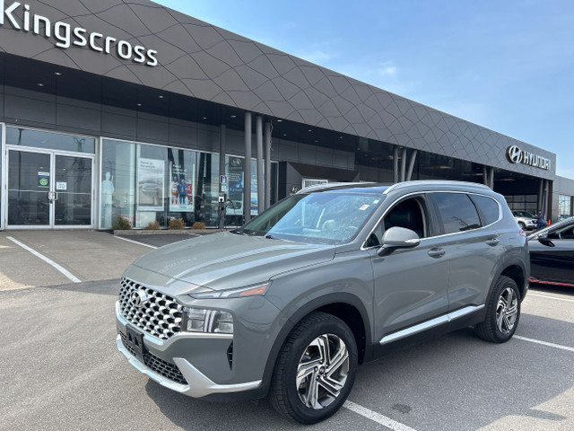 2022 Hyundai Santa Fe Preferred w/Trend Package Preferred Tre... in Cars & Trucks in City of Toronto