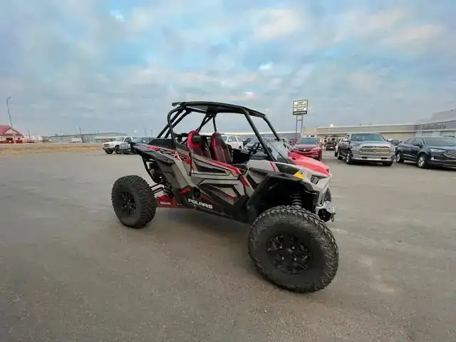 2020 POLARIS RZR XP TURBO (FINANCING AVAILABLE) in ATVs in Kelowna - Image 4