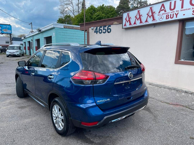 2017 Nissan Rogue AWD 4dr SV *Ltd Avail* Nav|Moon roof|HTD Seats in Cars & Trucks in City of Toronto - Image 2