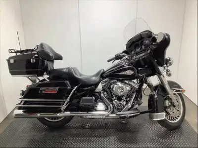 2012 Harley-Davidson FLHTC Electra Glide Classic, 1690cc, 103 cubic inch V-Twin, 2 cylinder, manual,...
