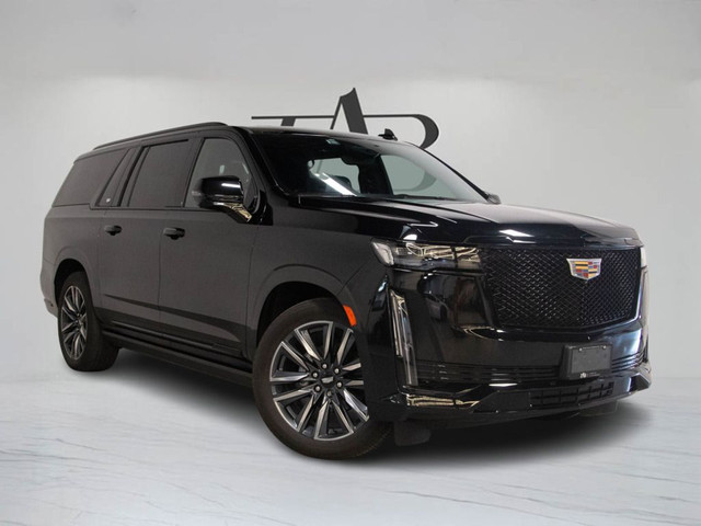 2022 Cadillac Escalade ESV SPORT PLATINUM | 8 PASS | 22\" RIM |  in Cars & Trucks in Mississauga / Peel Region - Image 2