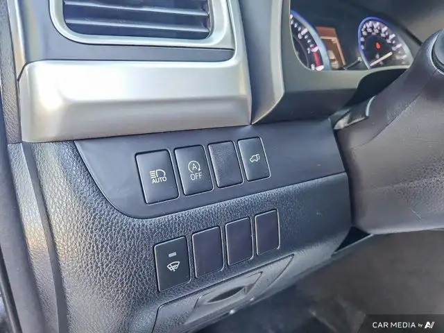 2017 Toyota Highlander XLE in Cars & Trucks in Ottawa - Image 34