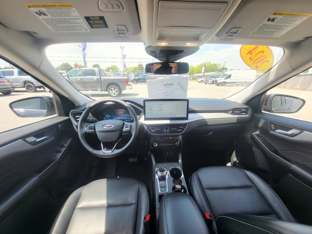 2024 Ford Escape Platinum AWD for sale in Cars & Trucks in St. Catharines - Image 4