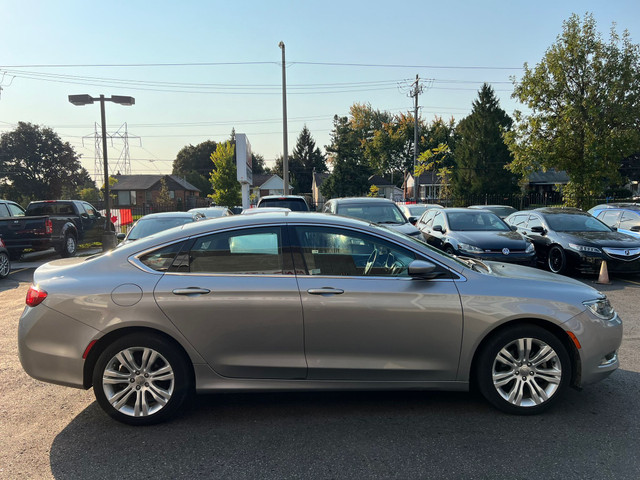 2015 Chrysler 200 Limited One Owner Accident Free in Cars & Trucks in City of Toronto - Image 4