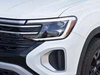 3rd Row Seat, AWD, Adaptive Cruise Control, Parking Assist, Sunroof, Remote Start! The 2025 Volkswag... (image 9)