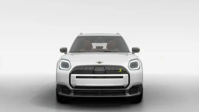 2025 MINI Countryman SE ALL4 | Premier | Style Favoured in Cars & Trucks in City of Montréal - Image 4