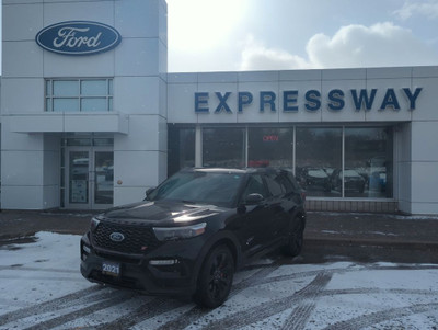  2021 Ford Explorer ST LOADED ST, 1 OWNER, LOCAL TRADE, SUNROOF,