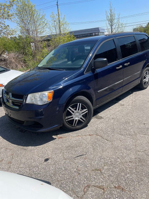 2015 Dodge Grand Caravan 4dr Wgn Canada Value Package 7 PASSENGER  LOW KM