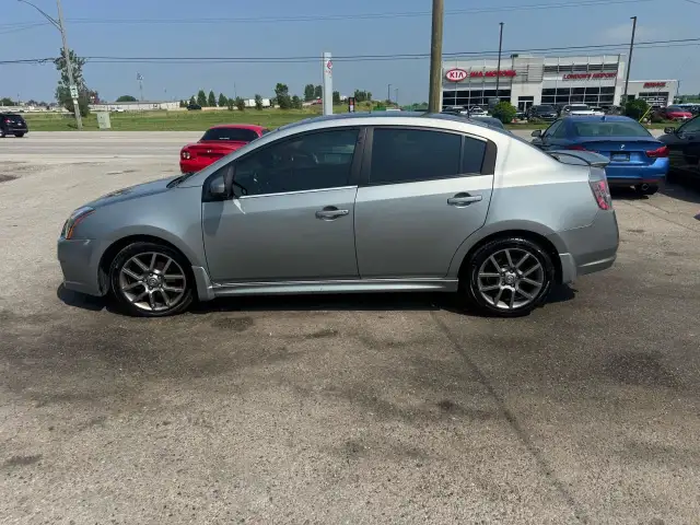 2010 Nissan Sentra SE-R, AUTO, 2.5L, NEWER TIRES, RUNS WELL, AS  in Cars & Trucks in London - Image 3