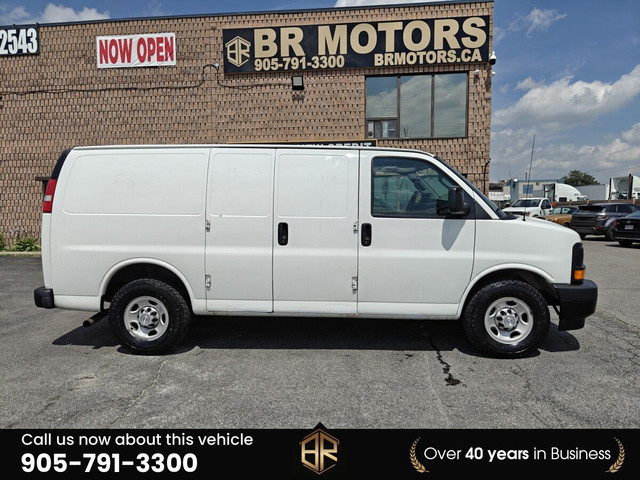 2017 Chevrolet Express G3500| No Accidents Reported in Cars & Trucks in Mississauga / Peel Region - Image 4