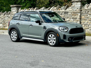 2022 MINI Cooper Countryman ALL4 only 9600 kms