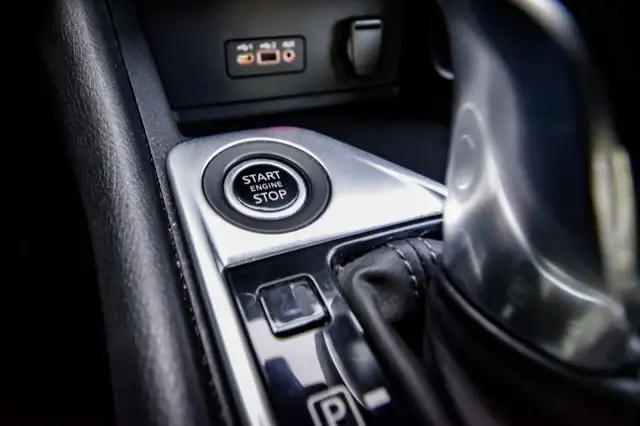 2023 Nissan Sentra SV • REMOTE START • HEATED SEATS • REAR CAM in Cars & Trucks in Kingston - Image 28
