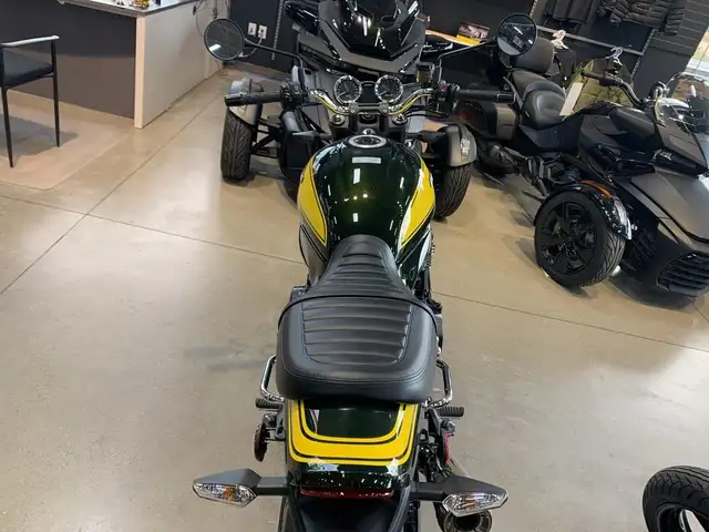 2024 Kawasaki Z900RS YELLOW BALL EDITION in Street, Cruisers & Choppers in Guelph - Image 9