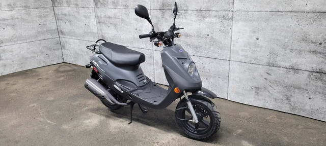 2022 Adly Moto GTC 50cc Scooter ST:18617 in Scooters & Pocket Bikes in Thetford Mines - Image 2