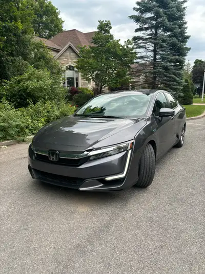 2019 Honda Clarity (private seller)