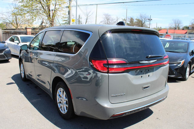 2023 Chrysler Pacifica Touring L in Cars & Trucks in Mississauga / Peel Region - Image 4