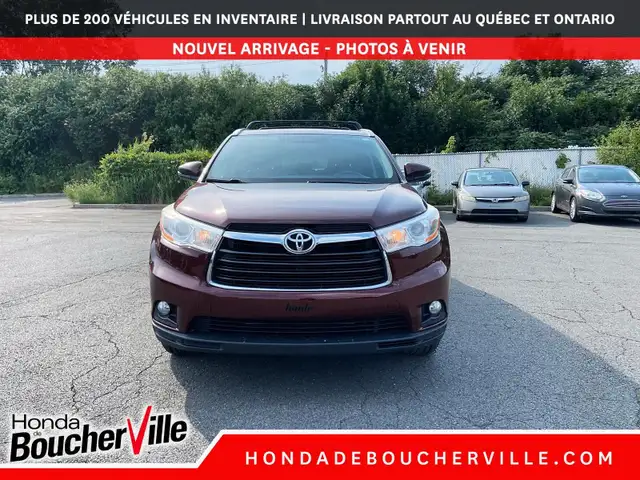 2016 Toyota Highlander XLE 8 PASSAGER, TOIT OUVRANT, DÉMARRAGE S in Cars & Trucks in Longueuil / South Shore - Image 4