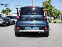 The 2018 Kia Soul EX in blue with front-wheel drive offers a responsive handling experience thanks t... (image 3)