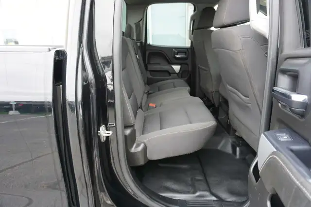 2018 Chevrolet Silverado 2500HD in Cars & Trucks in Oakville / Halton Region - Image 18