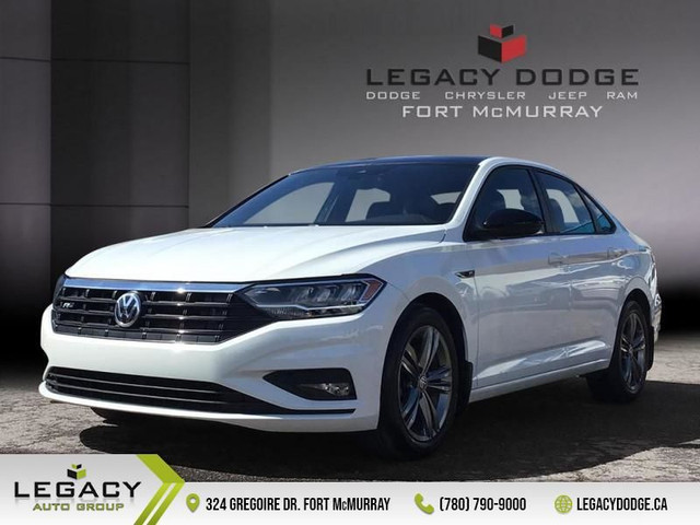2021 Volkswagen Jetta Highline in Cars & Trucks in Fort McMurray