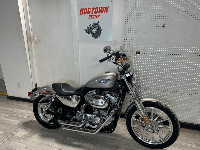 2009 Harley-Davidson XL883L Ontario #1 Preowned Dealer in Street, Cruisers & Choppers in London - Image 2