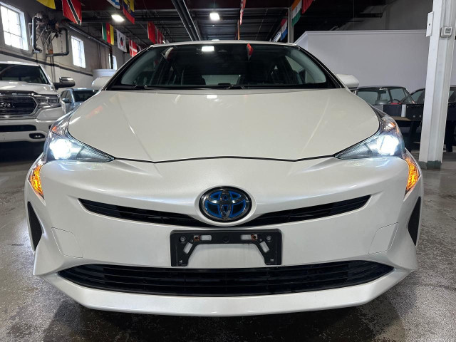 2018 Toyota Prius TOURING | FWD | HYRBID | SUNROOF in Cars & Trucks in City of Toronto - Image 2