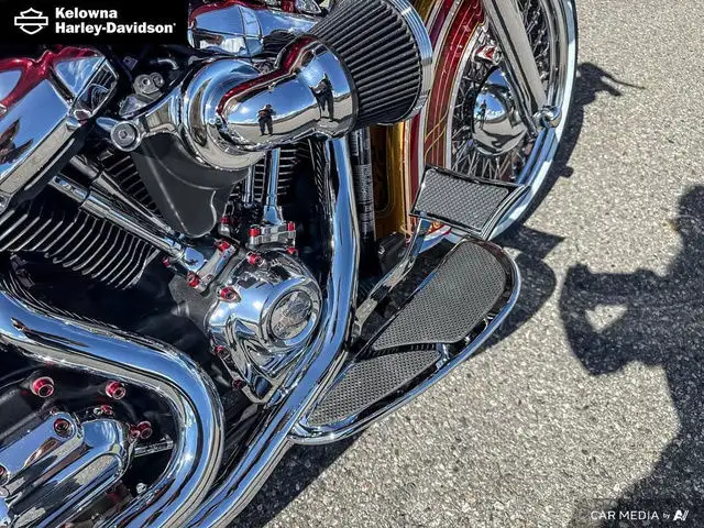 2018 Harley-Davidson Softail FLDE - Deluxe in Street, Cruisers & Choppers in Kelowna - Image 17
