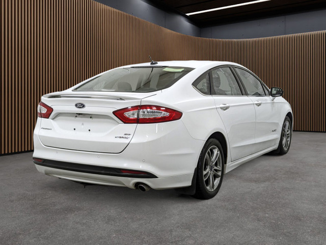 2015 Ford Fusion HEV SE in Cars & Trucks in Sherbrooke - Image 4